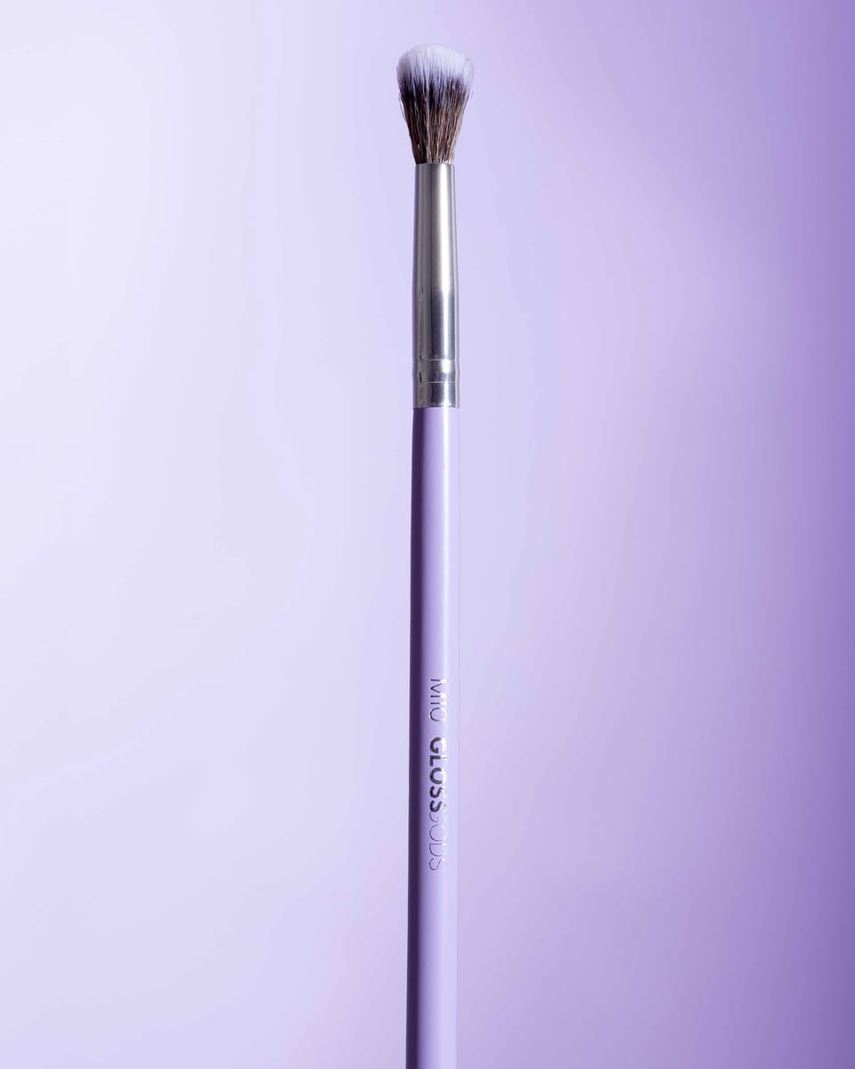 GlossGods M10 Flat Blending Brush