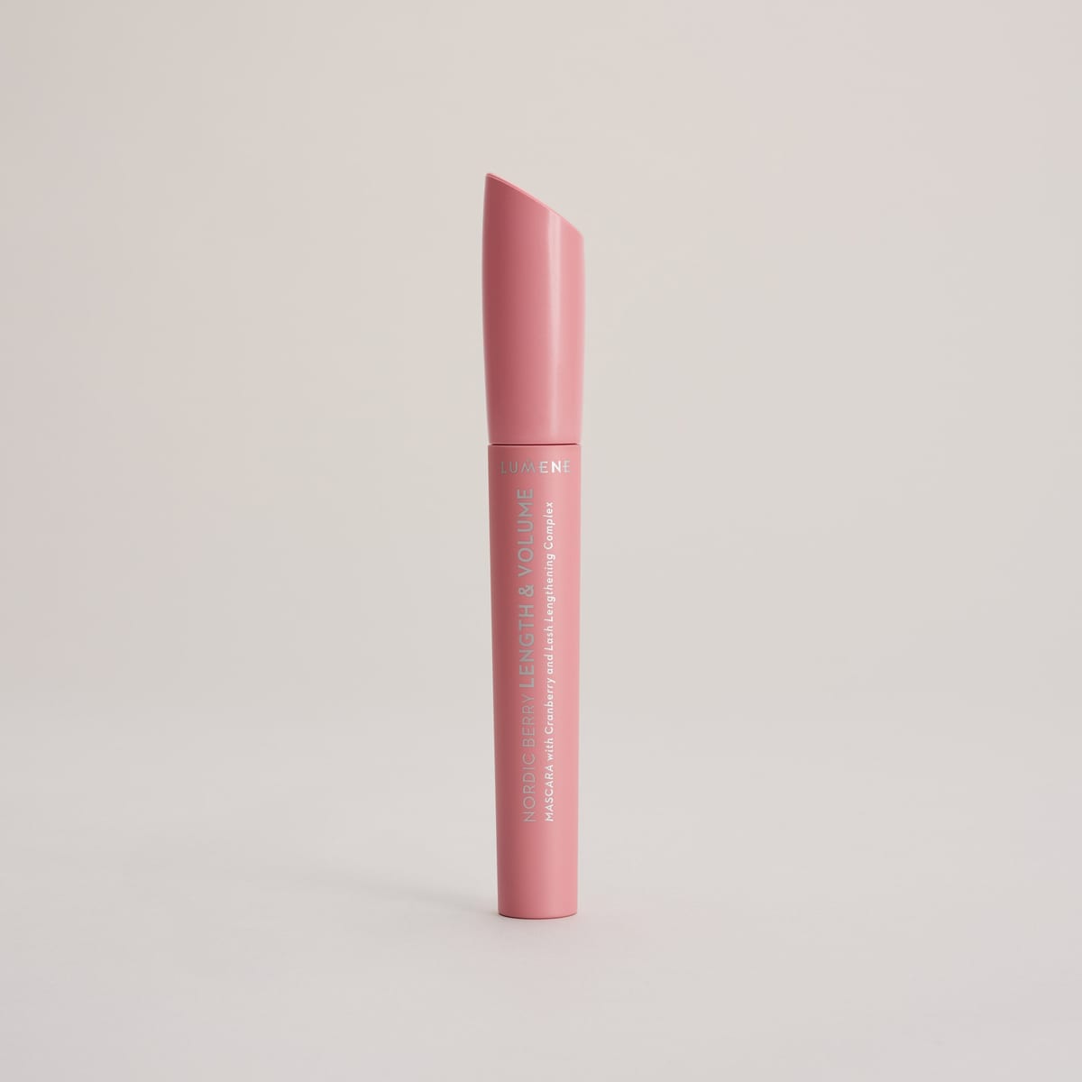 LUMENE Nordic Berry Length & Volume Mascara