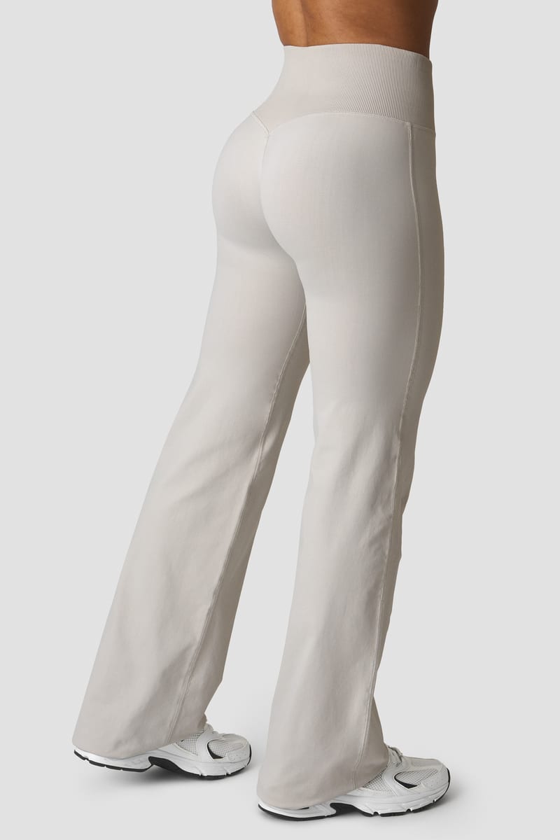 ICANIWILL Define Seamless Straight Pants
