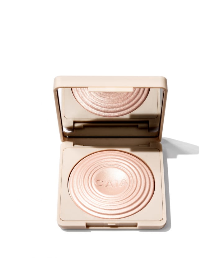 CAIA Cosmetics Highlight Saint Tropez
