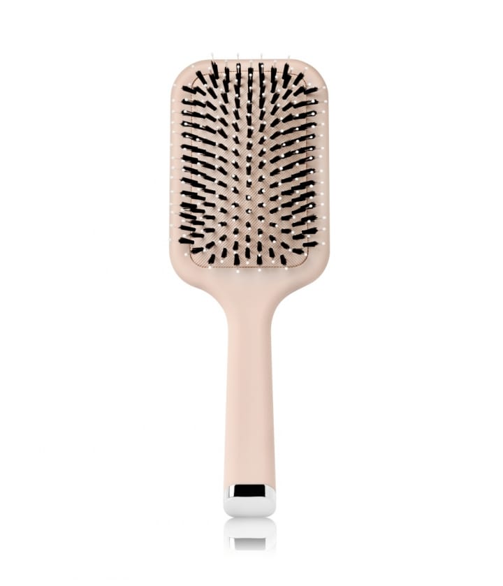 CAIA Cosmetics Smooth & Style Pocket Brush