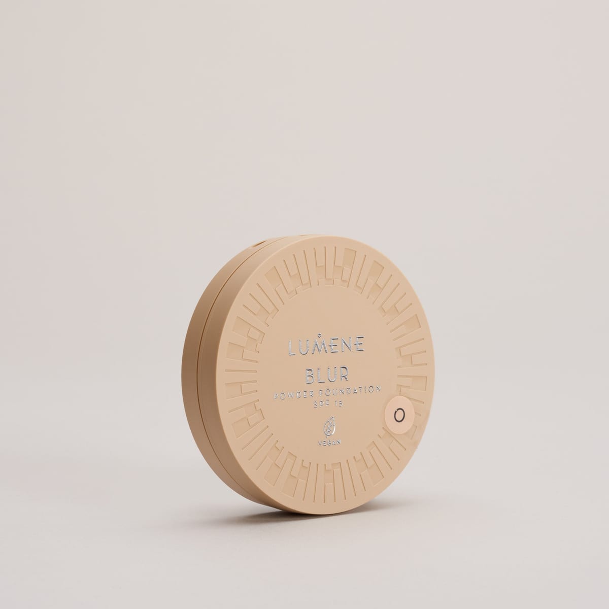LUMENE Blur Longwear Powder Foundation SPF 15