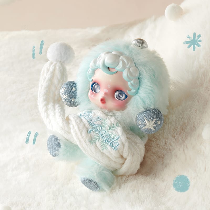 POP MART SKULLPANDA Winter Symphony Plush Pendant
