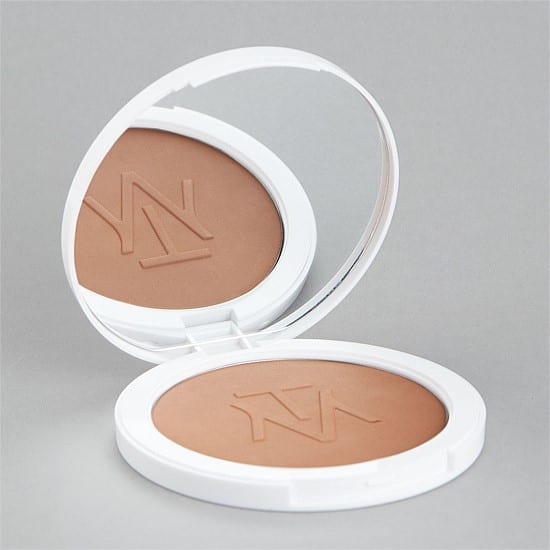 MAKETHEMAKE Vitamin C Soft Compact Bronzer