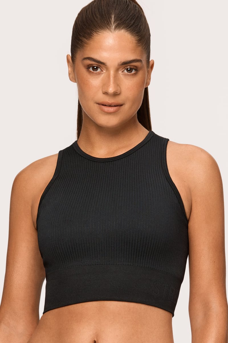 Stronger Embrace Seamless Crop Top
