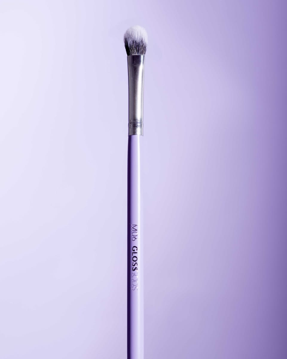 GlossGods M06 Buff & Blend brush
