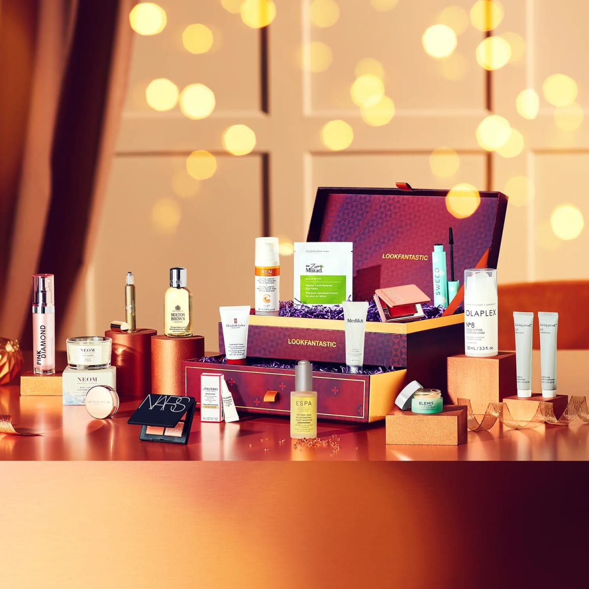 LOOKFANTASTIC Beauty Chest