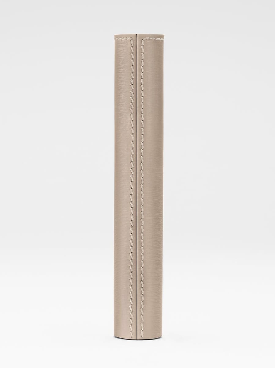 La Bouche Rouge Paris Leather mascara sleeve