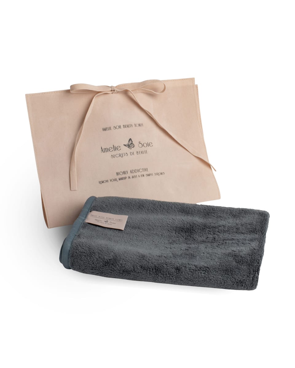 Amelie Soie Beauty towel