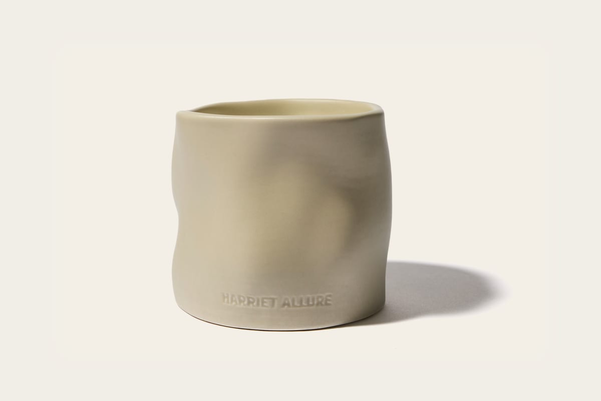Harriet Allure AMA scented candle
