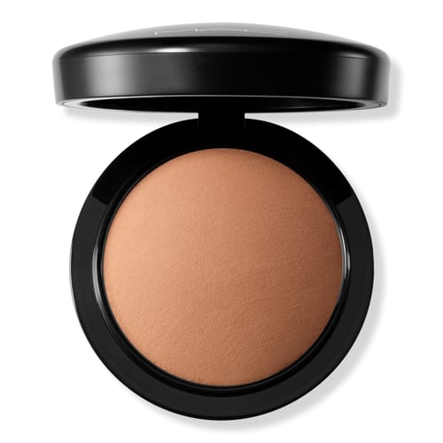 MAC Mineralize Skinfinish Natural